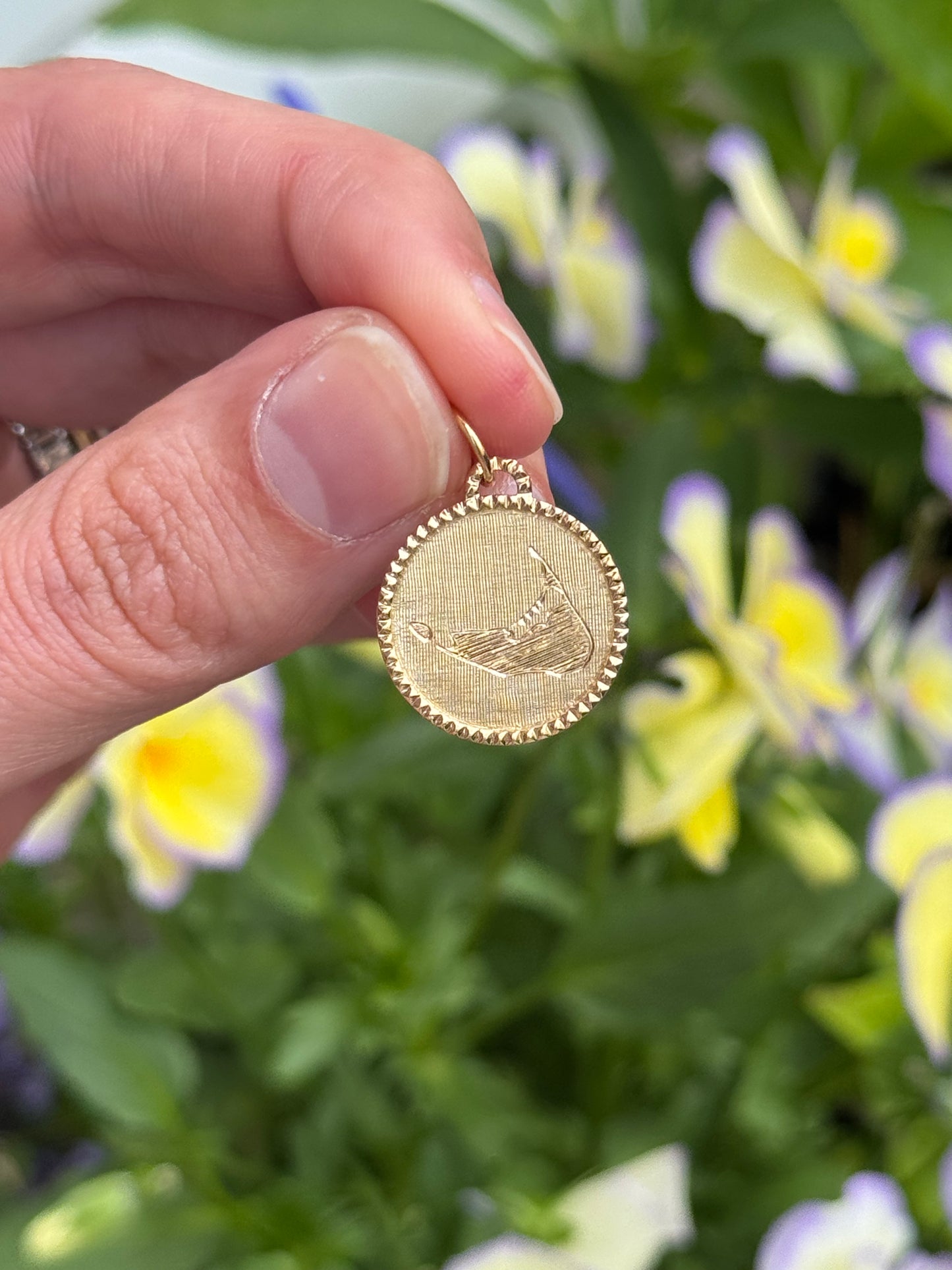 Classic Disc Stud with Nantucket Engraving