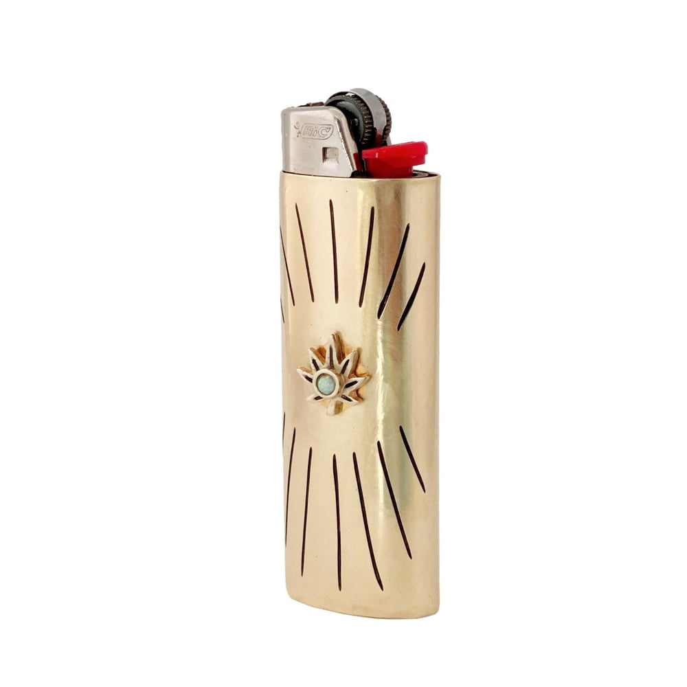 Leaf Lighter Case - Opal