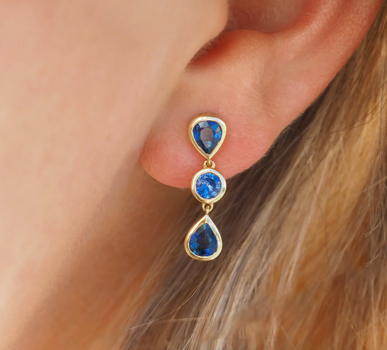 Deluxe Raindrop Earrings - Blue Sapphire