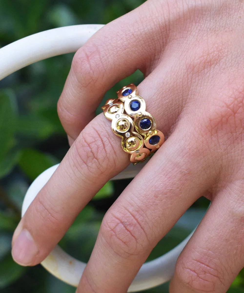 Wide Eyelet Dot Ring