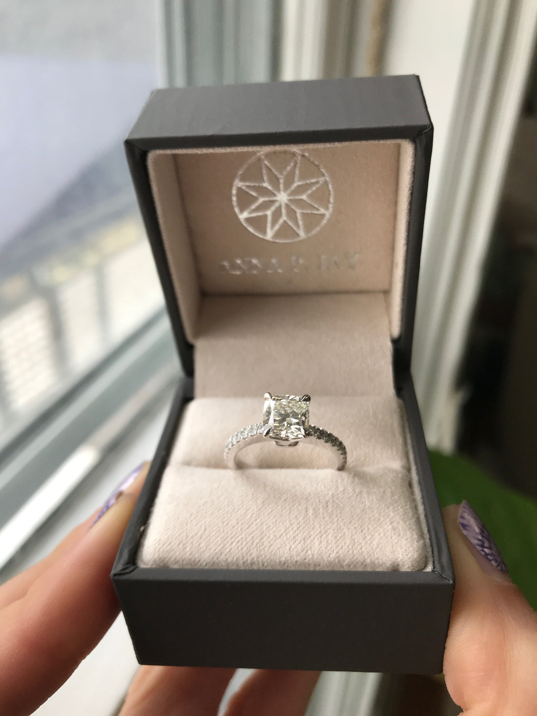 Know Before You Go: Engagement Ring Shopping