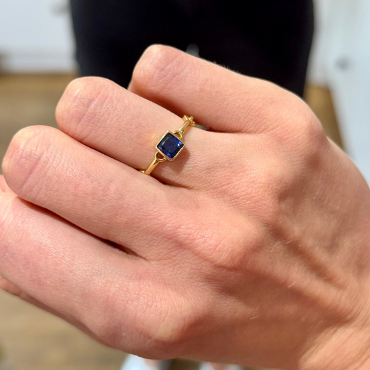 Signature Blue Sapphire Ring