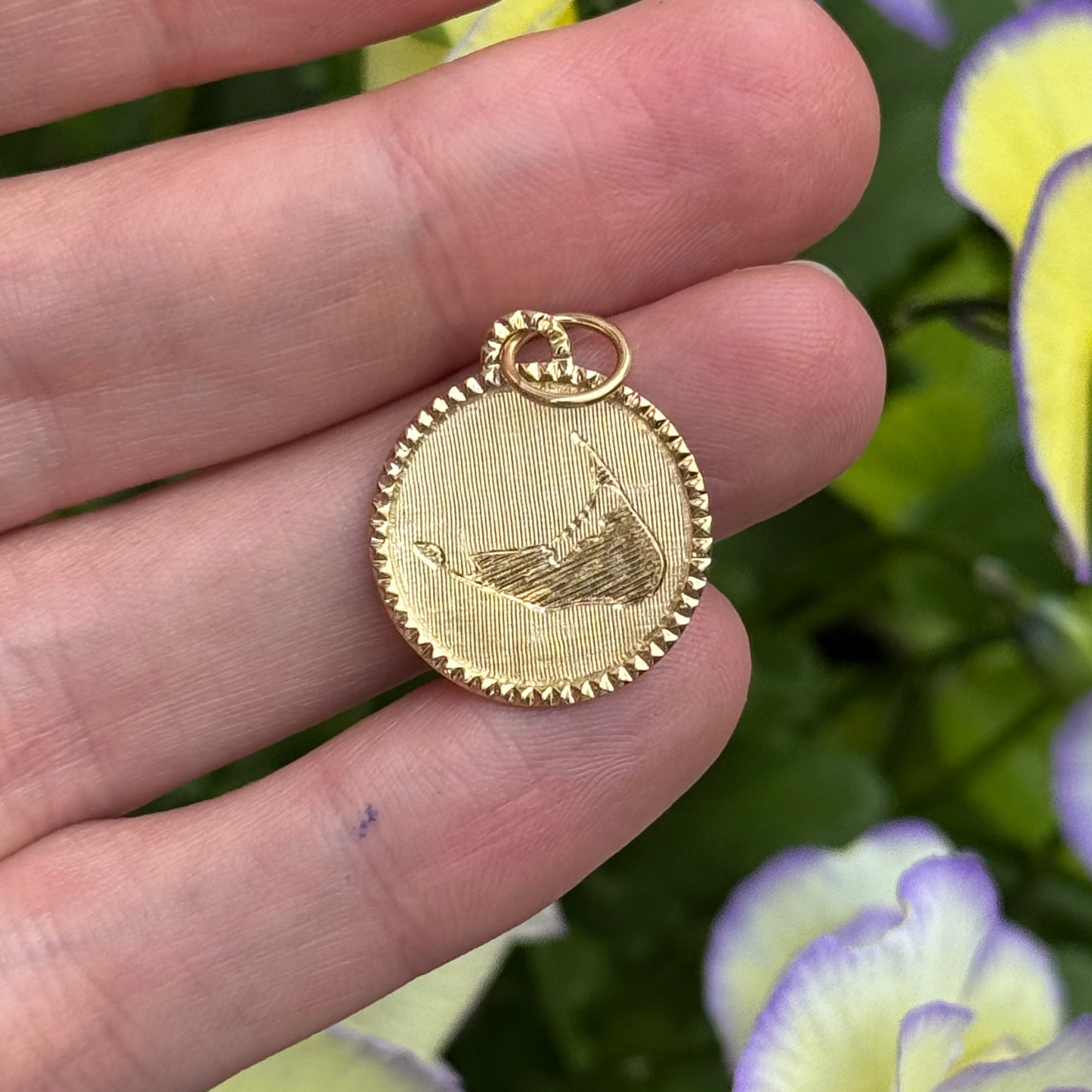 Classic Disc Stud with Nantucket Engraving