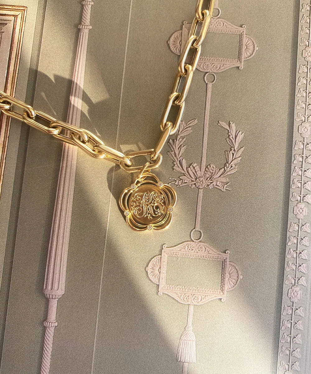 25mm Eyelet Pendant