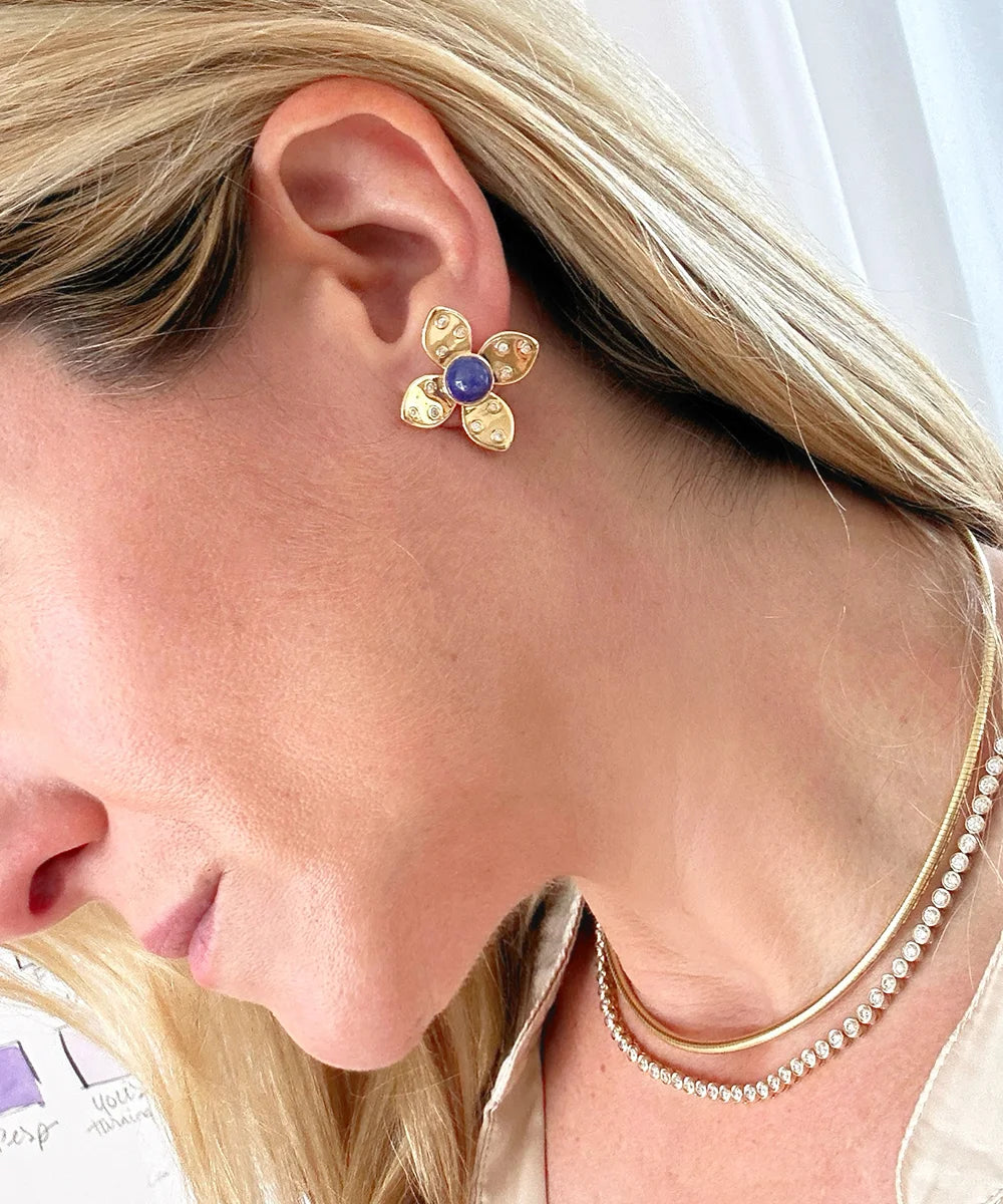 Grand Dotted Fleur Earrings