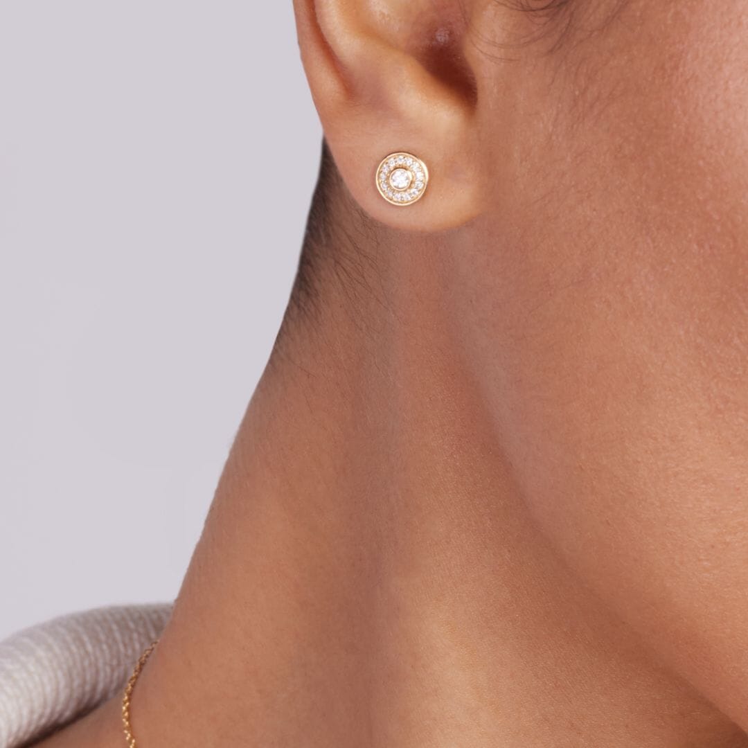 Universum Petite Pave Studs